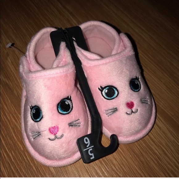 Baby girls shoes size 5-6 new with tags - Picture 2 of 3